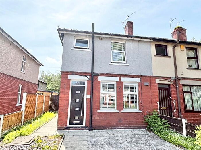 3 Bedroom End Of Terrace House For Sale In Hope Carr Road, Leigh, WN7