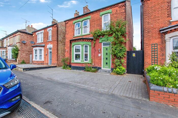 4 Bedroom Detached House For Sale In Colvile Road, Wisbech, PE13
