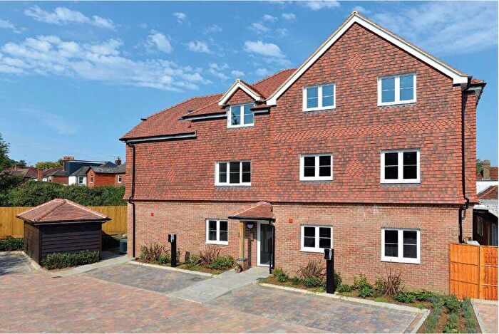 2 Bedroom Apartment To Rent In Owen Road, Godalming, GU7