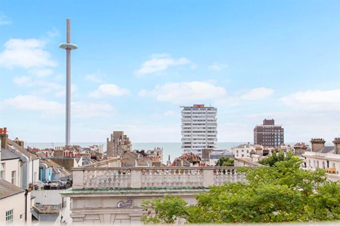 2 Bedroom Flat To Rent In Western Road, Brighton, BN1