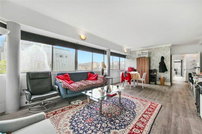 2 Bedroom Flat To Rent In Park Road, St John's Wood, NW8