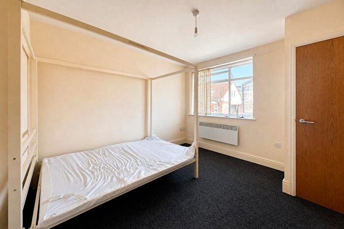 2 Bedroom Flat To Rent In Horton House, Bristol, BS2