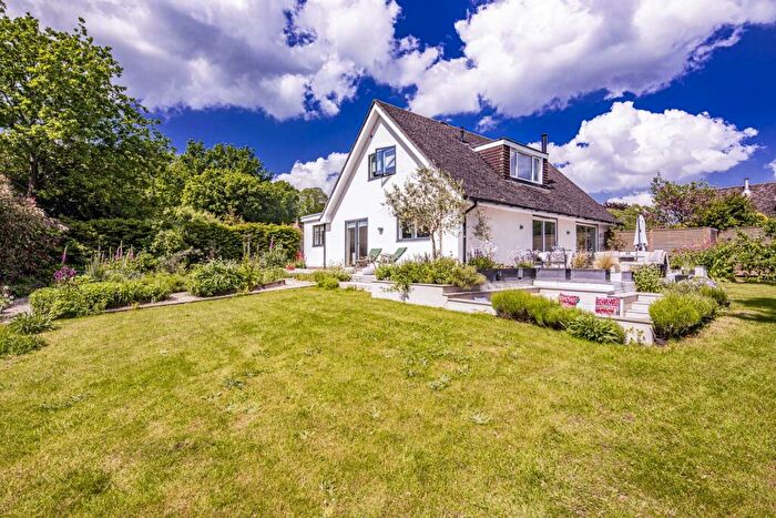 4 Bedroom Detached House For Sale In Bec Tithe, Whitchurch Hill, RG8