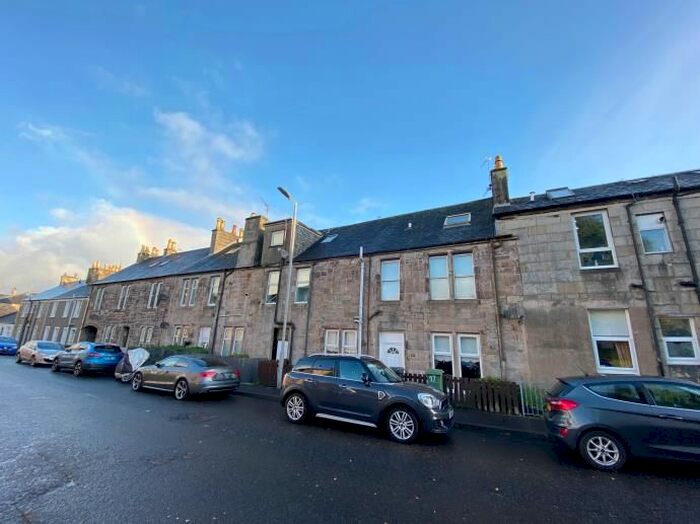 1 Bedroom Flat To Rent In Thomson Street, Strathaven, ML10