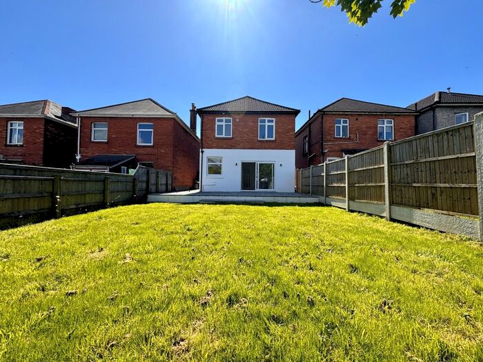 3 Bedroom Property To Rent In Pine Road, Charminster, Dorset, BH9