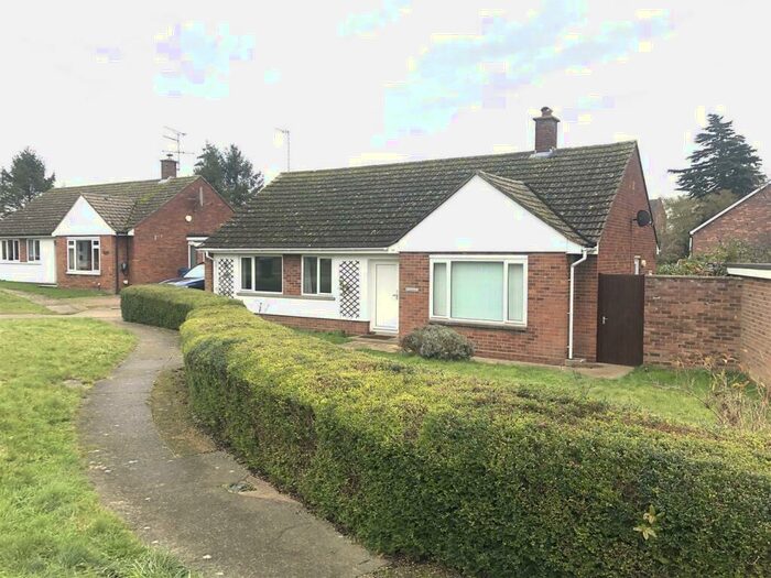 3 Bedroom Detached Bungalow To Rent In Grangelands, Chesapeake Close, Chelmondiston, Ipswich, IP9