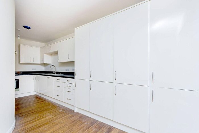 4 Bedroom Property To Rent In Abernethy Road, Lee, London, SE13