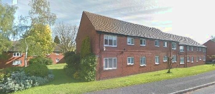 1 Bedroom Flat To Rent In Iveagh Walk, Alfreton, DE55