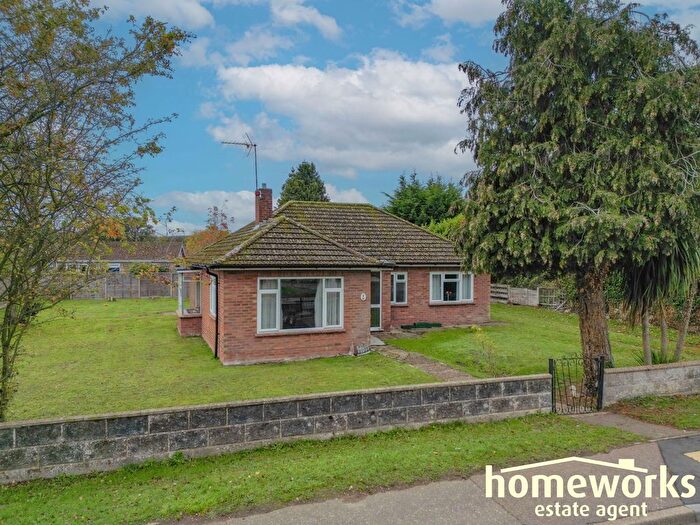3 Bedroom Bungalow For Sale In Hale Road, Necton, Swaffham, PE37