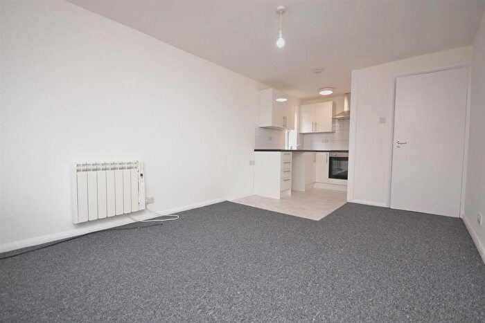 Studio To Rent In Alpha House, Kendrick Road, Reading, Berkshire, RG1