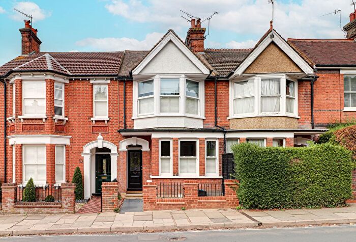 4 Bedroom Terraced House For Sale In Gombards, St Albans, AL3