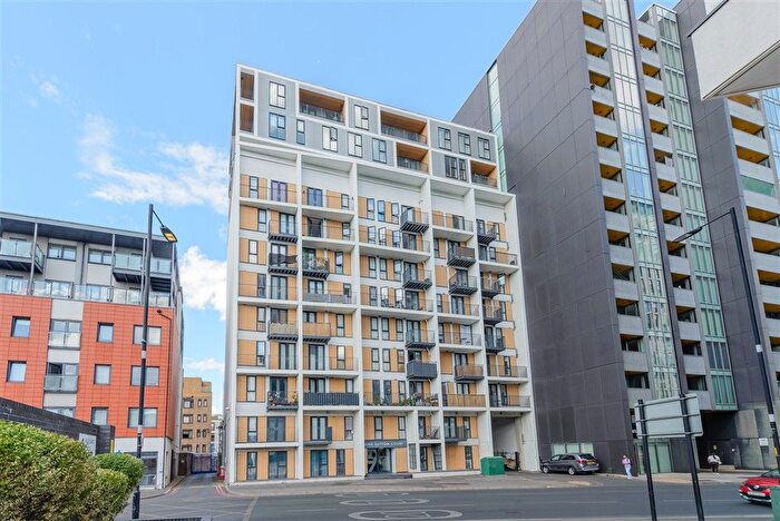 1 Bedroom Flat For Sale In Sutton Court Road, Sutton, Surrey, SM1