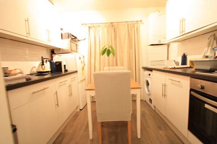 Studio To Rent In Wimbledon, SW19
