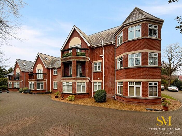 2 Bedroom Apartment For Sale In Barkfield Mansions, A Wicks Lane, Formby, L37