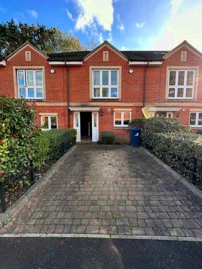 3 Bedroom Terraced House To Rent In Pendlewood Close, London, W5