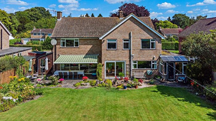 5 Bedroom Detached House For Sale In High Street, Harlton, Cambridge, Cambridgeshire, CB23