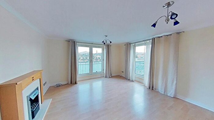 2 Bedroom Flat To Rent In Pilrig Heights, Edinburgh, Midlothian, EH6