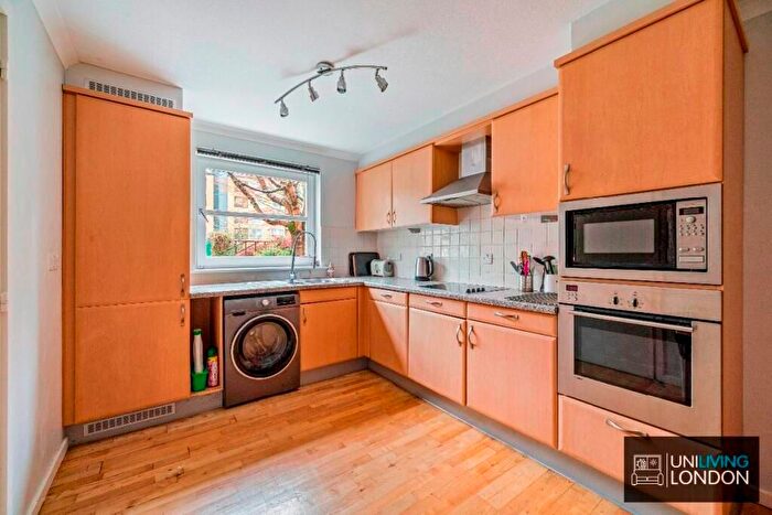 3 Bedroom Terraced House To Rent In Rotherhithe Street, London, SE16