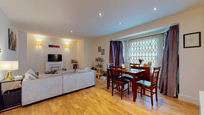 1 Bedroom Flat To Rent In Cromwell Road, London, SW5