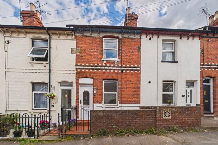3 Bedroom Terraced House For Sale In Edgehill Street, Reading, Berkshire, RG1
