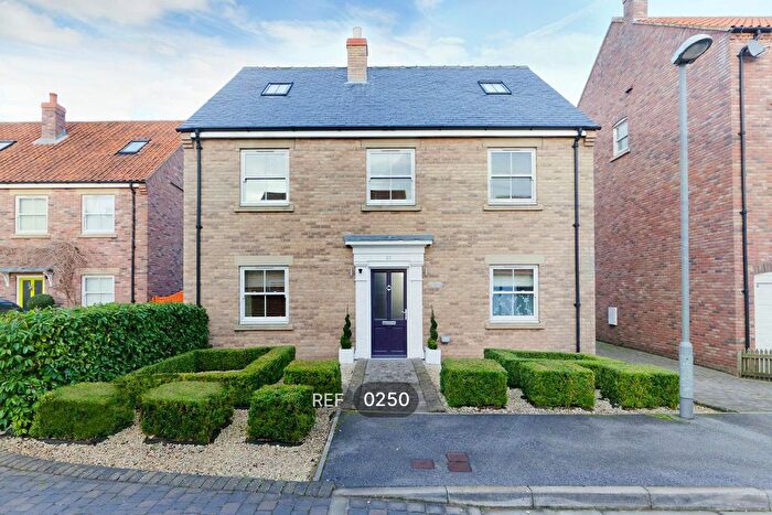 5 Bedroom Detached House To Rent In Monckton Rise, South Newbald, York, YO43