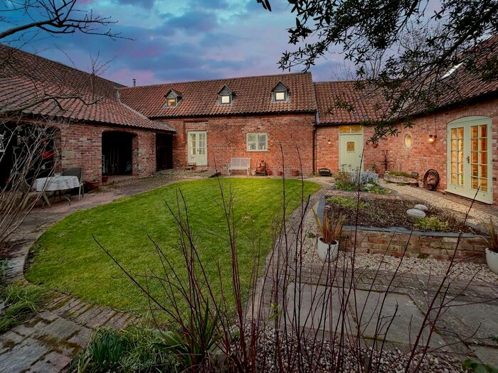 5 Bedroom Barn Conversion For Sale In Shelton, Newark, NG23