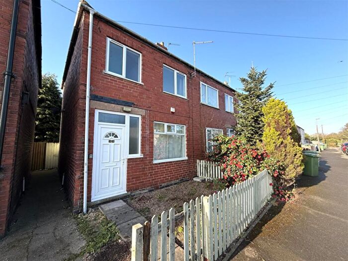 3 Bedroom End Of Terrace House To Rent In Brecks Road, Retford, DN22