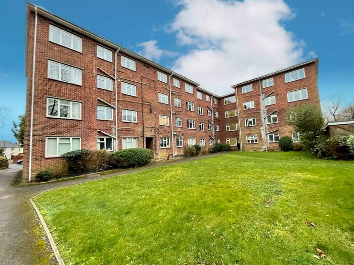 2 Bedroom Flat To Rent In Westwood Road, Southampton, SO17