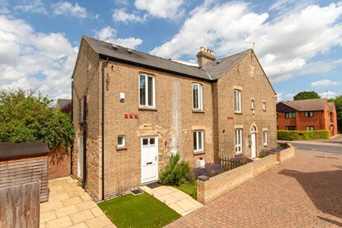 1 Bedroom House To Rent In Austin Court, Cambridge, Cambridgeshire, CB4