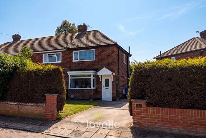 2 Bedroom Terraced House For Sale In Penshurst Road, Cleethorpes, DN35
