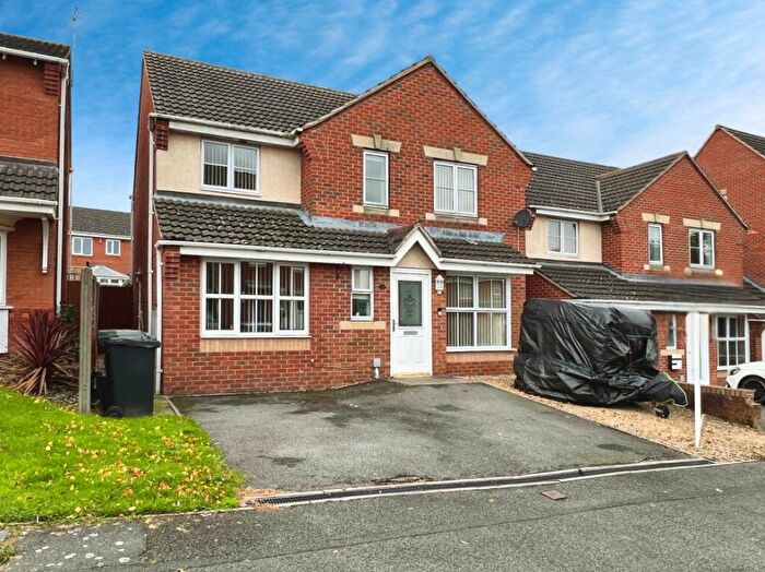 4 Bedroom Detached House For Sale In Frank Bodicote Way, Swadlincote, DE11