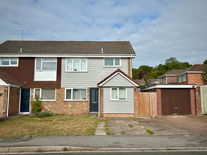 3 Bedroom Semi-Detached House For Sale In Wetlands Lane, Portishead, BS20