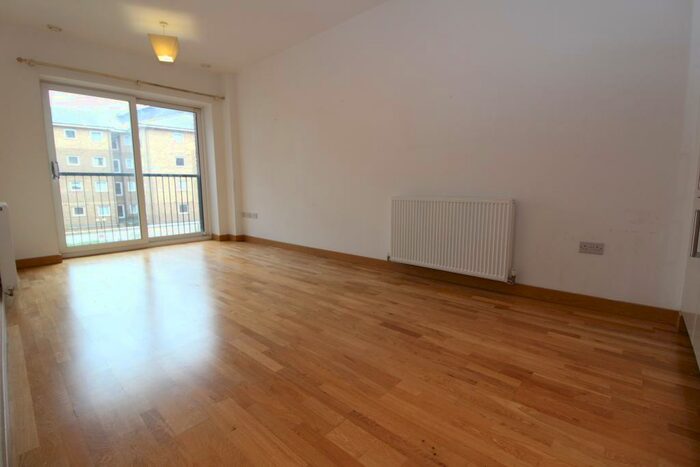 1 Bedroom Apartment To Rent In Manor Road, Wallington, SM6