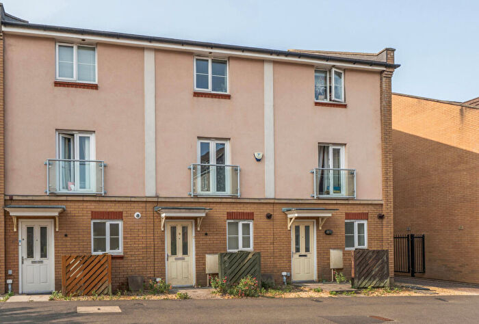 3 Bedroom Terraced House For Sale In Dorian Road, Bristol, Somerset, BS7