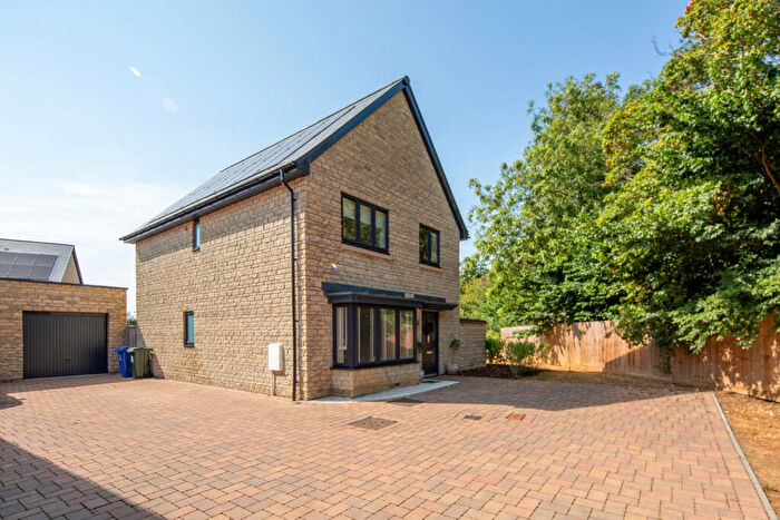 4 Bedroom Detached House For Sale In Olive Mead, Bicester, Oxfordshire, OX27