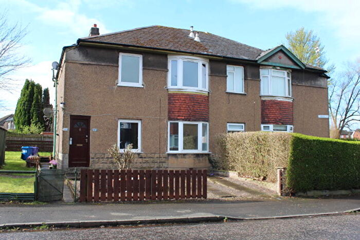 3 Bedroom Flat For Sale In Chirnside Road, Cardonald, G52