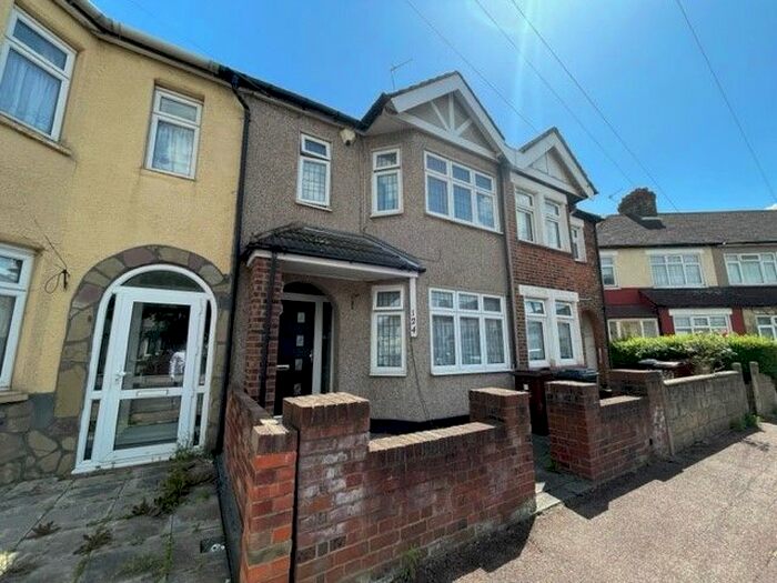 3 Bedroom Property To Rent In Westminster Gardens, Barking, IG11