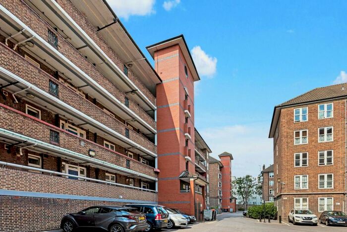 2 Bedroom Flat To Rent In Glendown House, Amhurst Road, E8