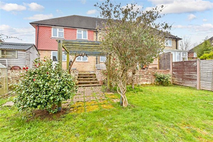 4 Bedroom Semi-Detached House For Sale In Nursery Hill, Shamley Green, Guildford, Surrey, GU5