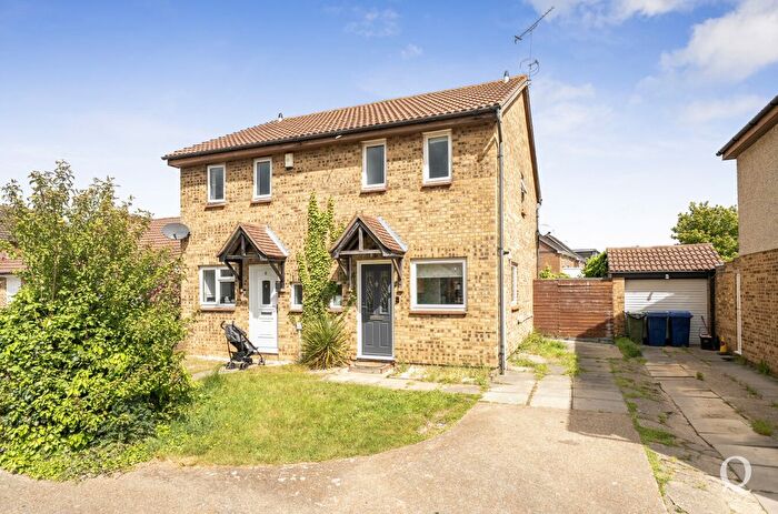 2 Bedroom Semi-Detached House For Sale In Hambrook Walk, Sittingbourne, Kent, ME10