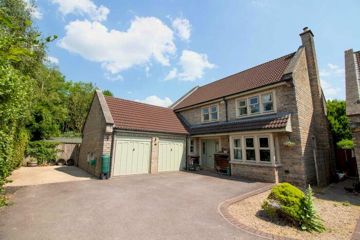 4 Bedroom Detached House For Sale In St Lukes Road, Beckington, BA11