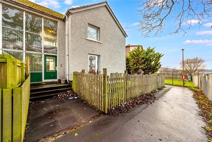 2 Bedroom Flat For Sale In Dougall Road, Mayfield, Dalkeith, Midlothian, EH22