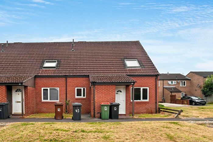 1 Bedroom Flat For Sale In Thistlecroft, Ingol, Preston, PR2