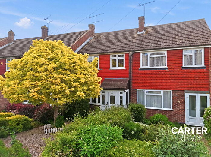 4 Bedroom Terraced House For Sale In Larkswood Road, Corringham, SS17