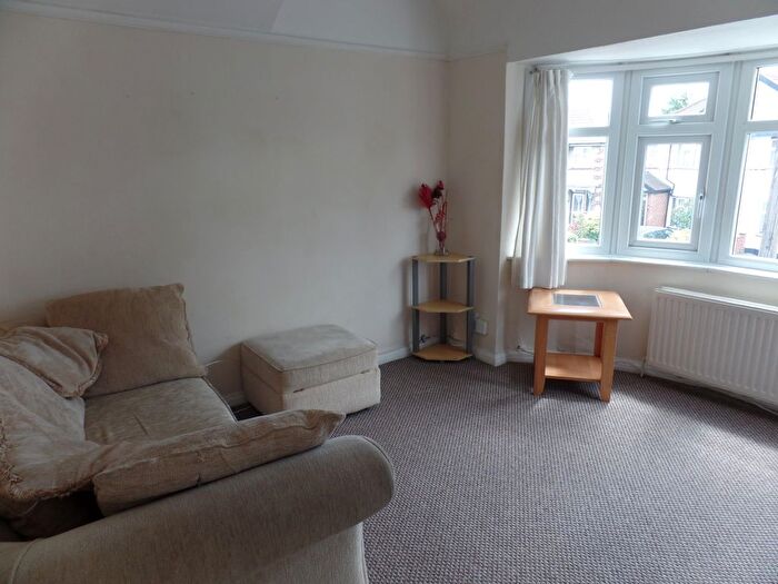 1 Bedroom Flat To Rent In Bourne Avenue, Hayes, UB3
