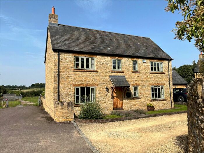 4 Bedroom Detached House For Sale In Magpie Road, Sulgrave, Banbury, Oxfordshire, OX17