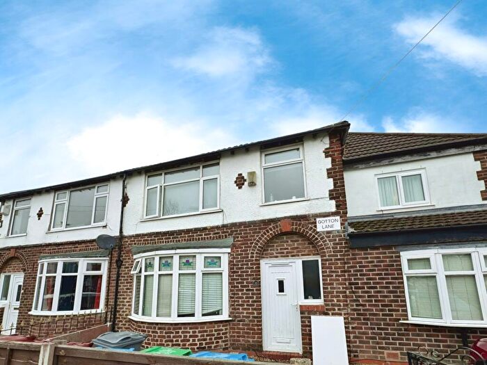 8 Bedroom Semi Detached House To Rent In Cotton Lane, Manchester, Greater Manchester, M20