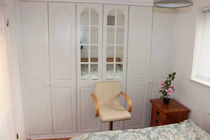 2 Bedroom Semi-Detached House For Sale In Northacre Road, Oakwood, Derby, DE21
