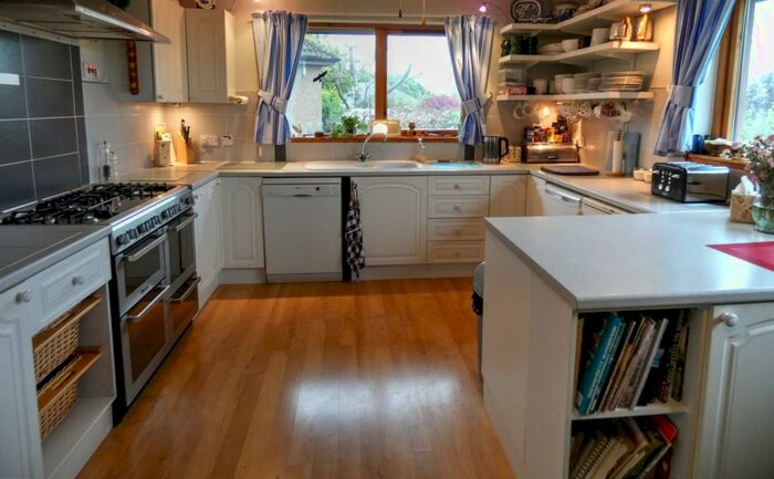 4 Bedroom Detached Bungalow For Sale In Albert Road, Oldmeldrum, AB51