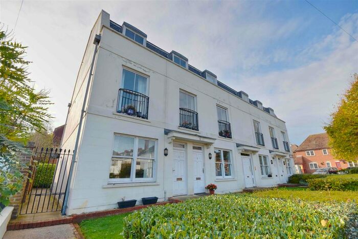 2 Bedroom Flat To Rent In Westerly Mews, Canterbury, CT2